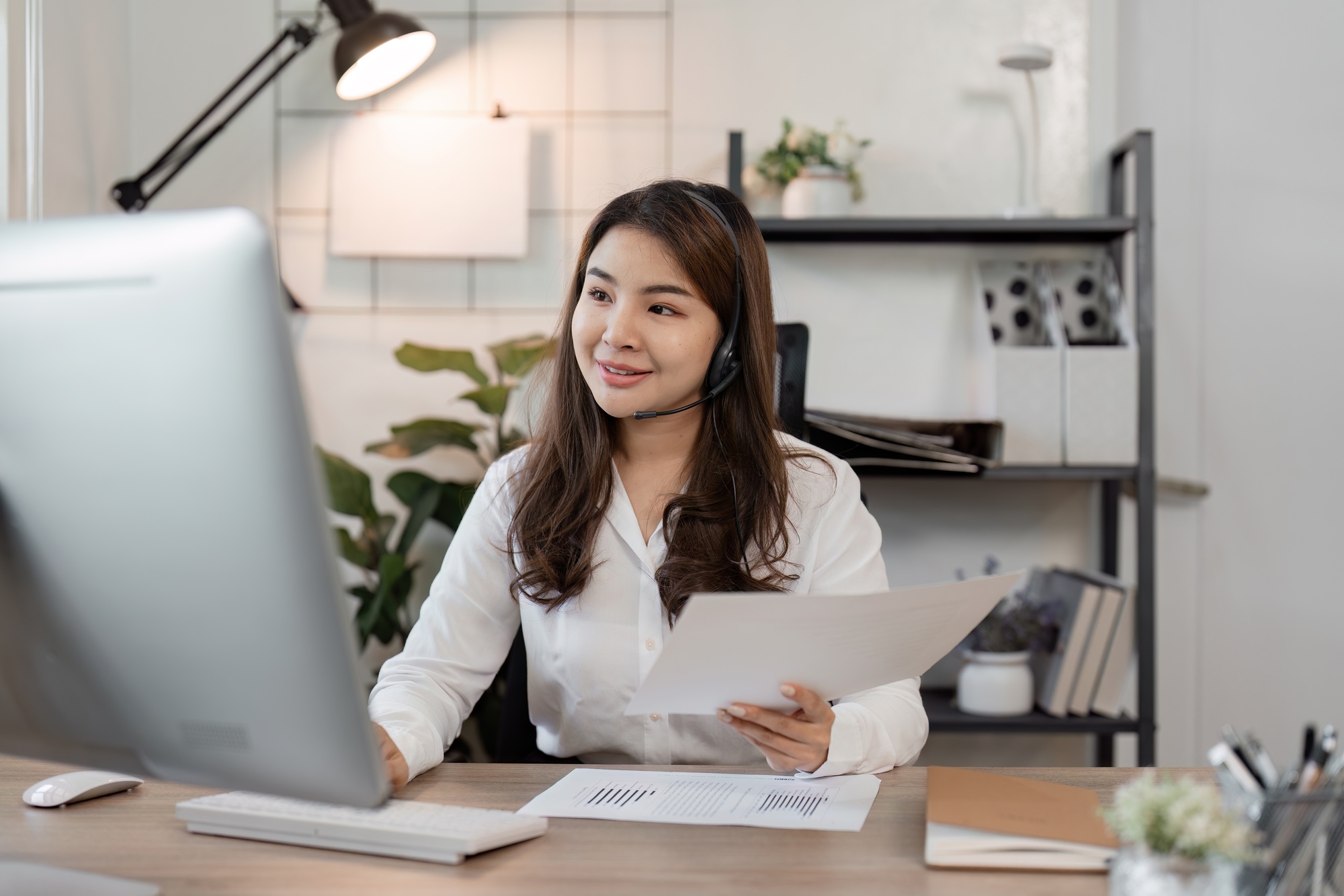 Virtual communication and teamwork in a professional workspace